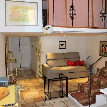 Caracciolohome